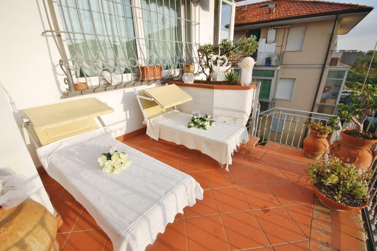 Raffinato Attico Vicino Al Mare Con Solarium Lido Di Camaiore Dış mekan fotoğraf