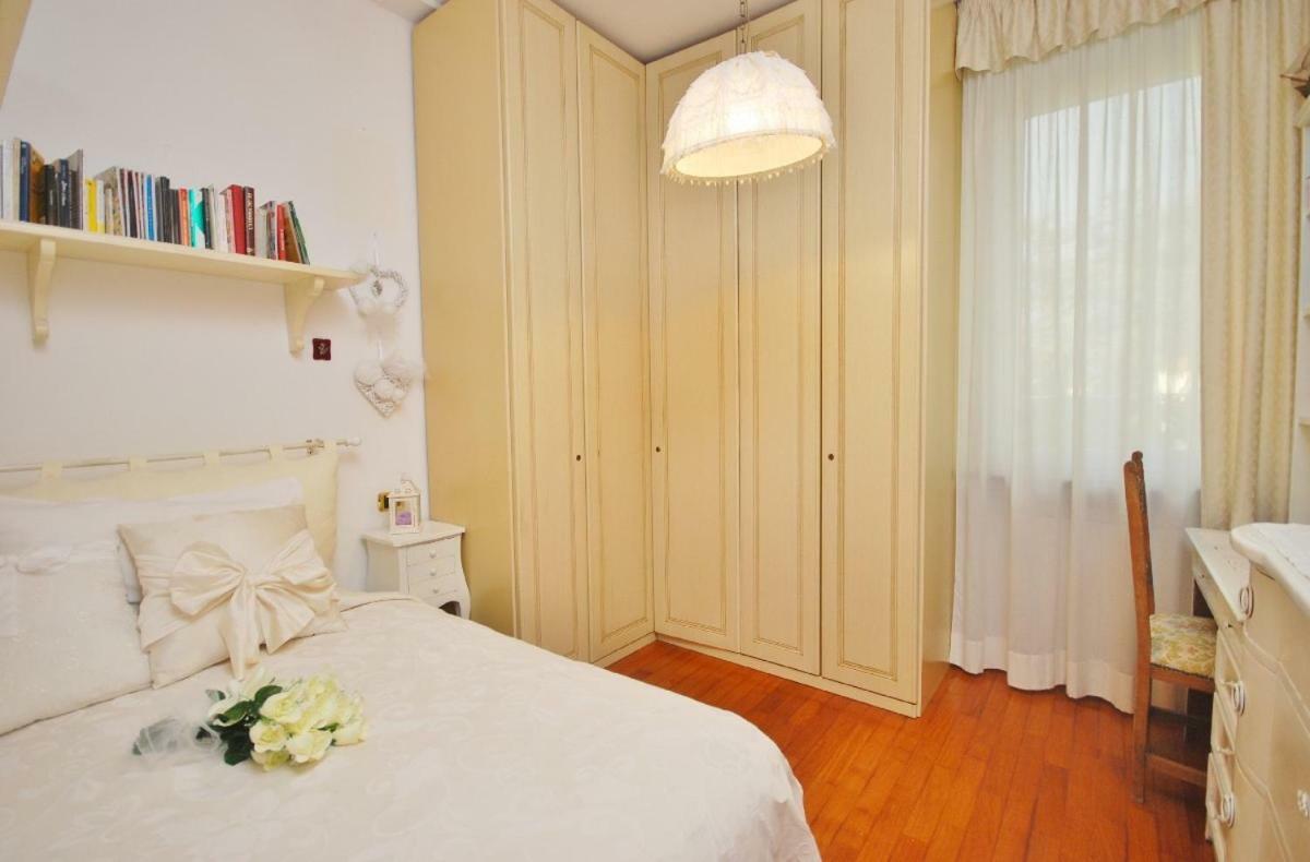 Raffinato Attico Vicino Al Mare Con Solarium Lido Di Camaiore Dış mekan fotoğraf