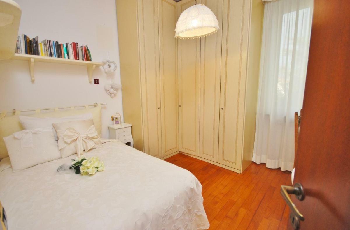 Raffinato Attico Vicino Al Mare Con Solarium Lido Di Camaiore Dış mekan fotoğraf