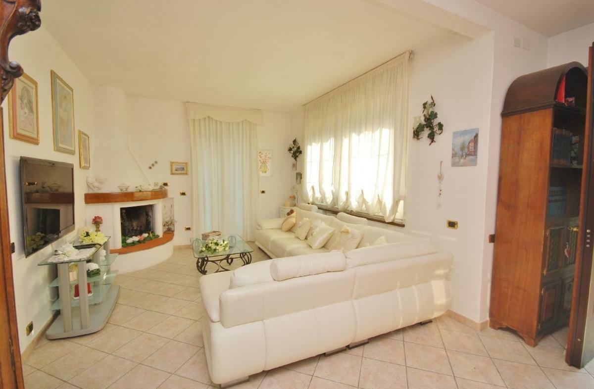 Raffinato Attico Vicino Al Mare Con Solarium Lido Di Camaiore Dış mekan fotoğraf