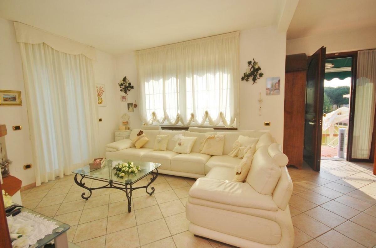 Raffinato Attico Vicino Al Mare Con Solarium Lido Di Camaiore Dış mekan fotoğraf