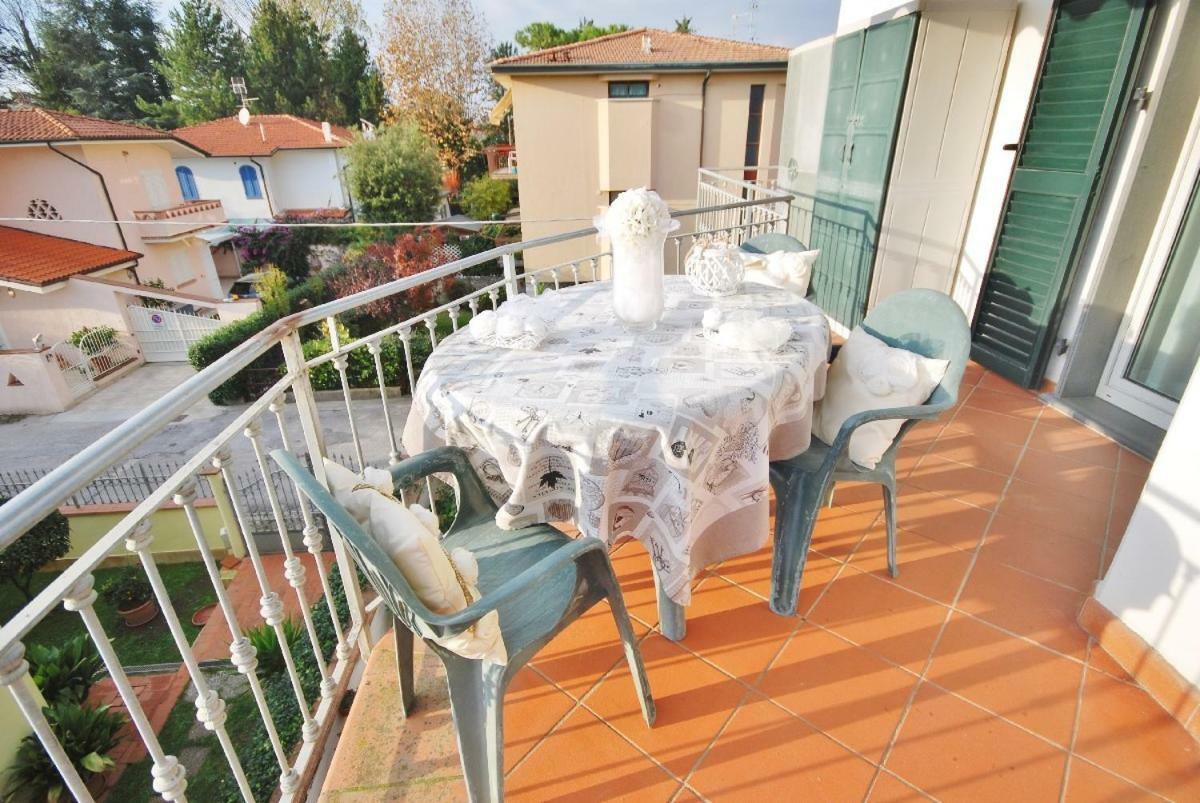 Raffinato Attico Vicino Al Mare Con Solarium Lido Di Camaiore Dış mekan fotoğraf