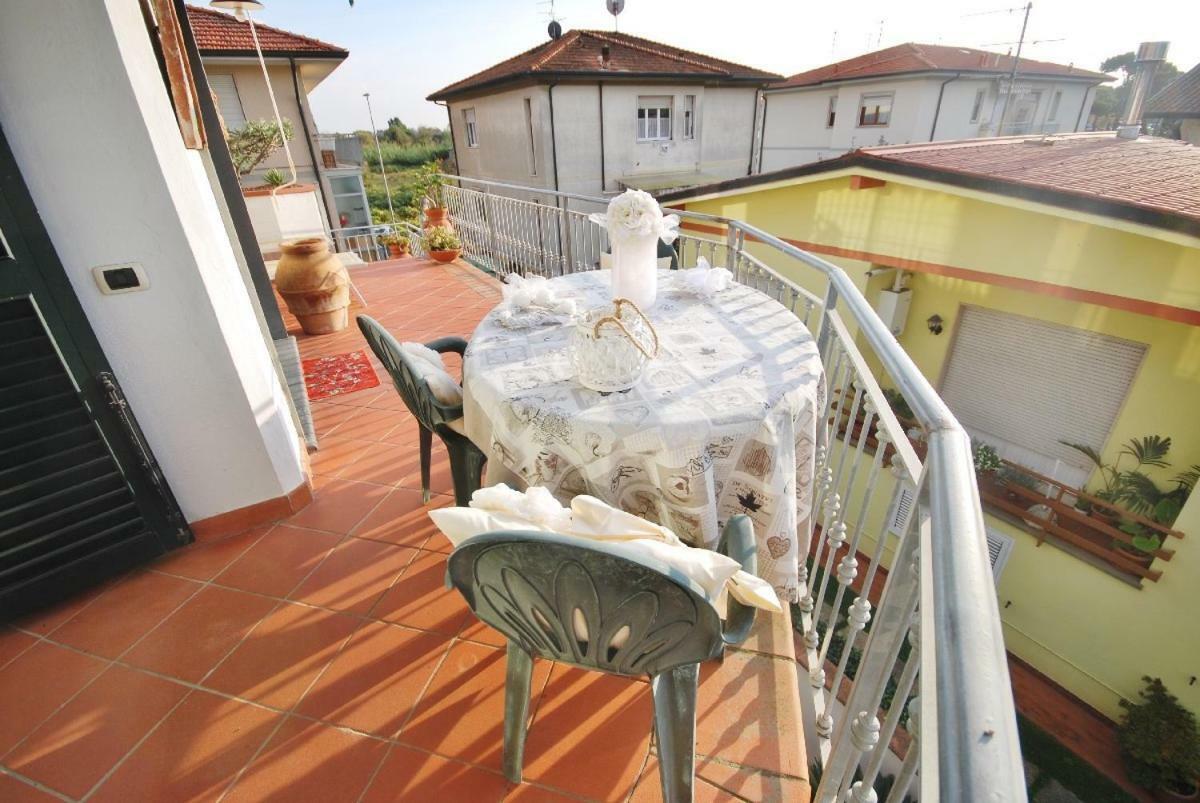 Raffinato Attico Vicino Al Mare Con Solarium Lido Di Camaiore Dış mekan fotoğraf